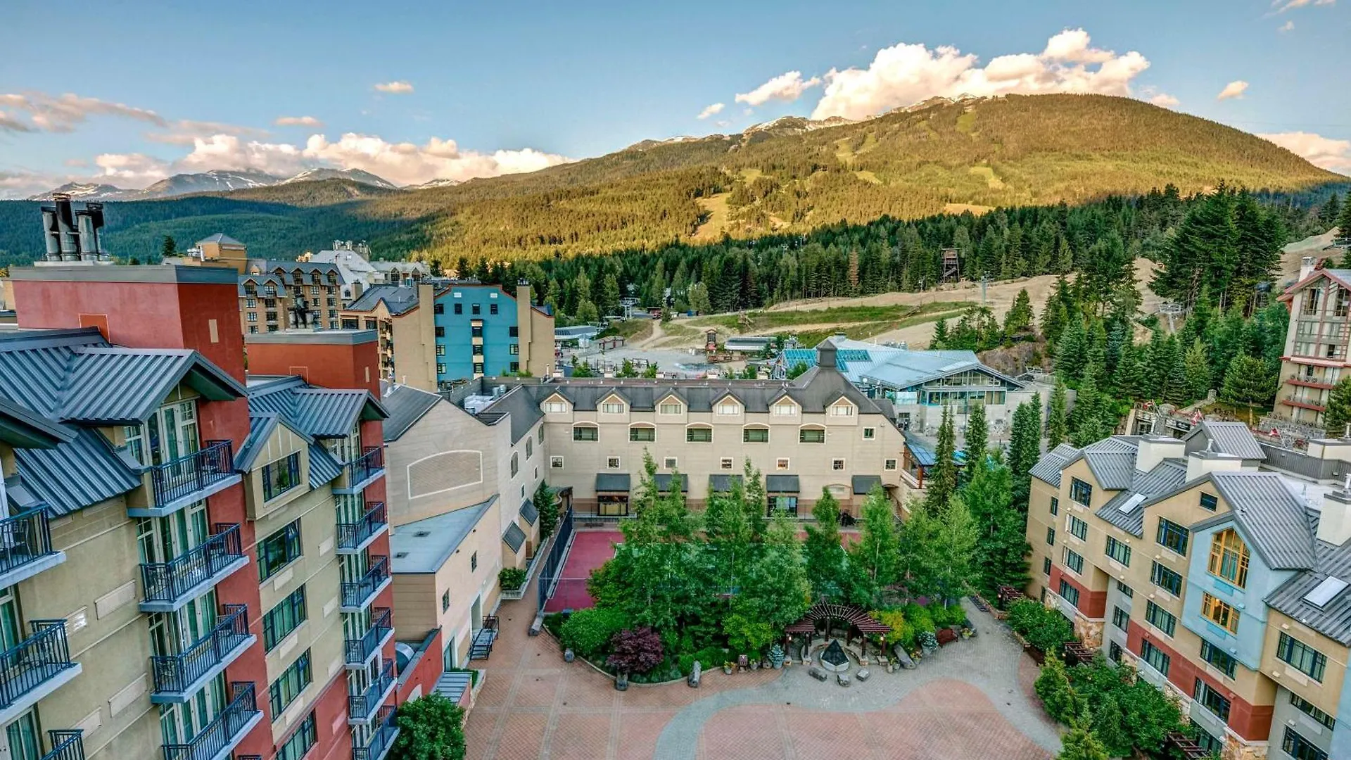 *****  Hilton Whistler Resort & Spa Canada