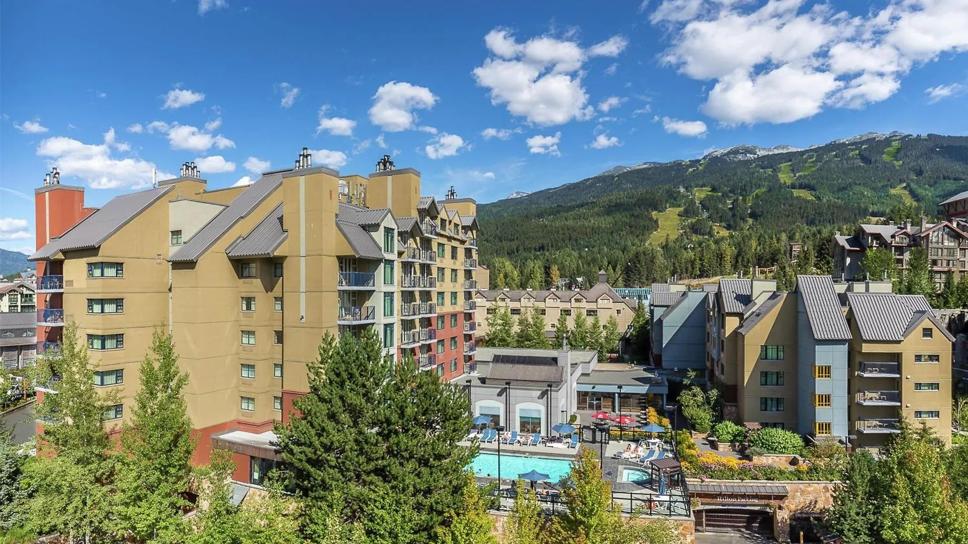 Hilton Whistler Resort & Spa 5*,